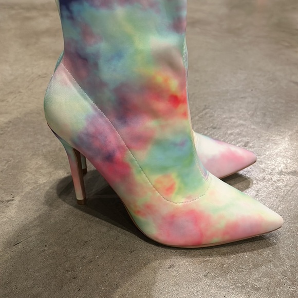 *NEW* CAPE ROBBIN Tie Dye Thigh-High Boots - Picture 2 of 5